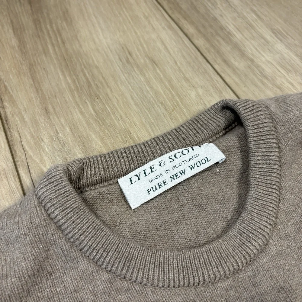 Lyle & Scott see photos